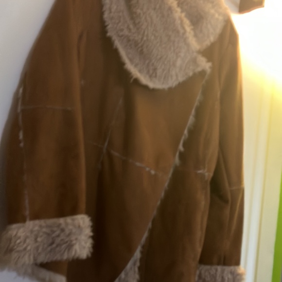 Shearling style Jacket - Picture 2 of 7